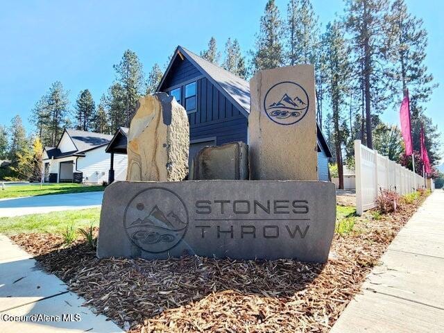 2060 E Plaza Ct, Post Falls, ID 83854 - community / neighborhood sign with fence