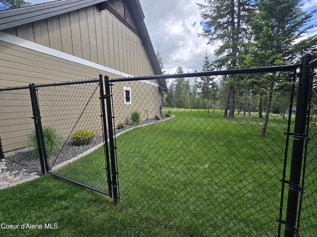 12552 N Walden Loop, Rathdrum, ID 83858 - view of yard with a gate