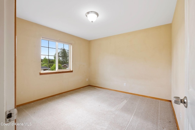 410 Humbird St, Kootenai, ID 83840 - carpeted empty room featuring baseboards