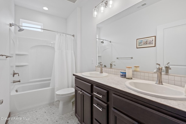 4463 E Marble Fox Ave, Post Falls, ID 83854 - bathroom featuring shower / bath combo, toilet, and double vanity