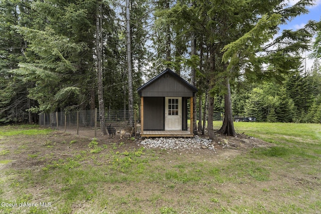 193 Grouse Rd, Sandpoint, ID 83864 - view of outbuilding featuring a wooded view