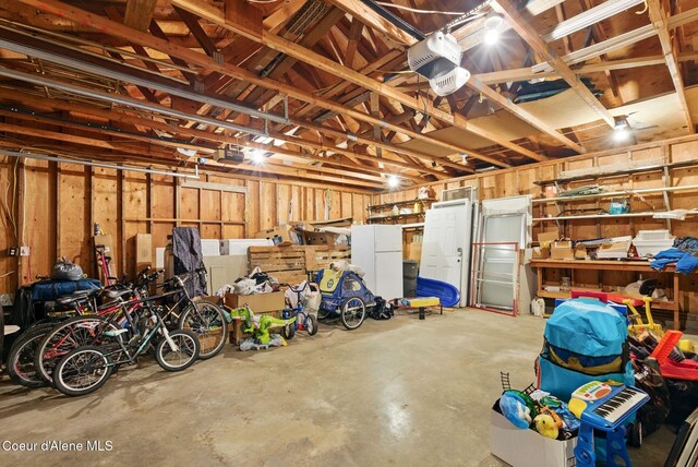 291 Comeback Bay Ln, Sagle, ID 83860 - garage featuring a garage door opener
