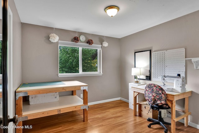 3277 N 10th Pl, Coeur Dalene, ID 83815 - office space featuring wood finished floors and baseboards