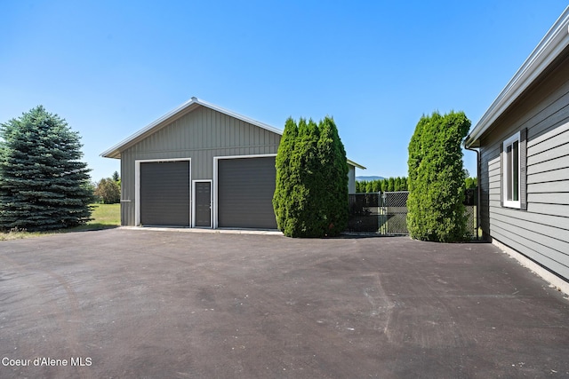 2411 W Diamond Bar Rd, Rathdrum, ID 83858 - view of detached garage