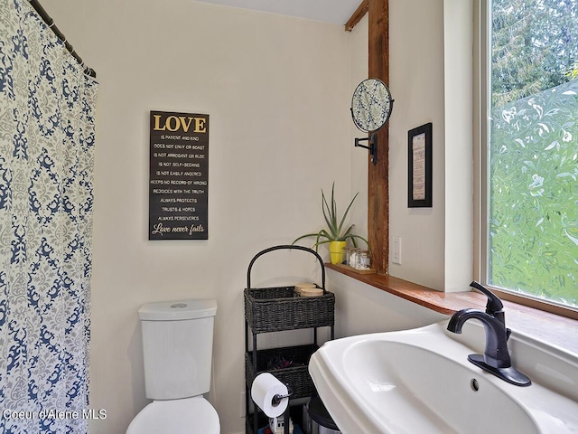 1155 Gold Creek Ridge Rd, Sandpoint, ID 83864 - bathroom featuring a sink and toilet
