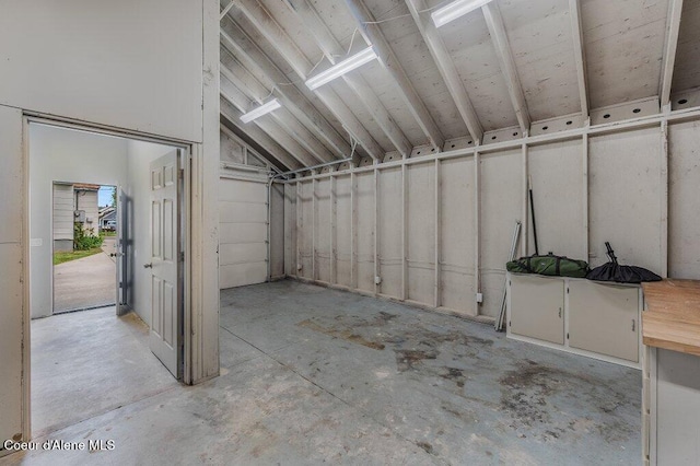 1415 N 2nd St, Coeur Dalene, ID 83814 - view of garage