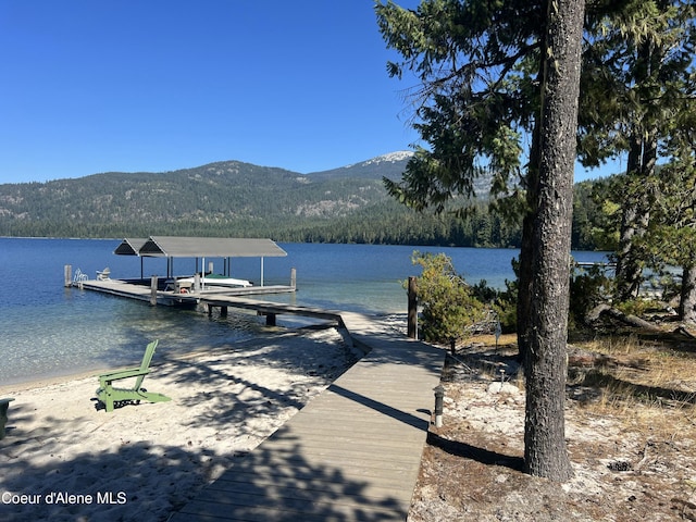 286 E Canoe Point Rd, Coolin, ID 83821
