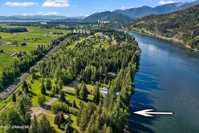 521 River Lake Dr, Clark Fork, ID 83811