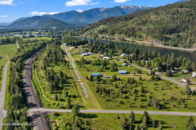 521 River Lake Dr, Clark Fork, ID 83811