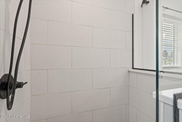 2917 N Bygone Way, Post Falls, ID 83854 - bathroom view of tiled shower