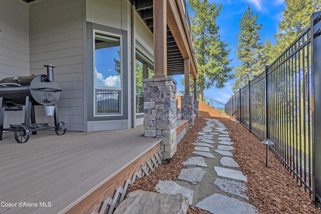 4618 S Scenic Dr, Coeur Dalene, ID 83814 - view of side of property with a deck