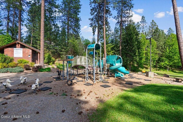 801 S Riverside Harbor Dr, Post Falls, ID 83854