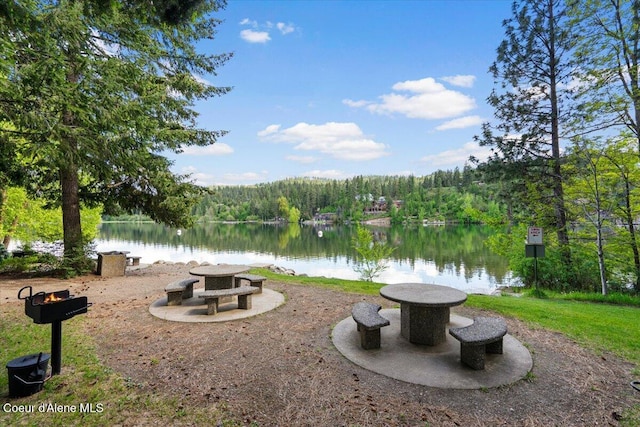 801 S Riverside Harbor Dr, Post Falls, ID 83854