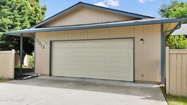 3012 N 4th St, Coeur Dalene, ID 83815 - view of detached garage