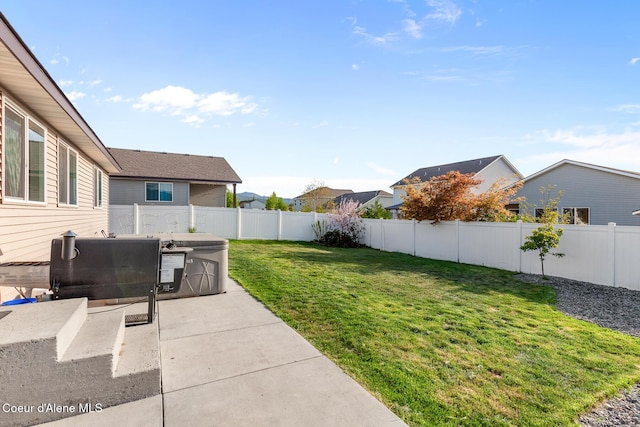 3283 N Knob Creek Ct, Post Falls, ID 83854 - view of yard with a patio and a residential view