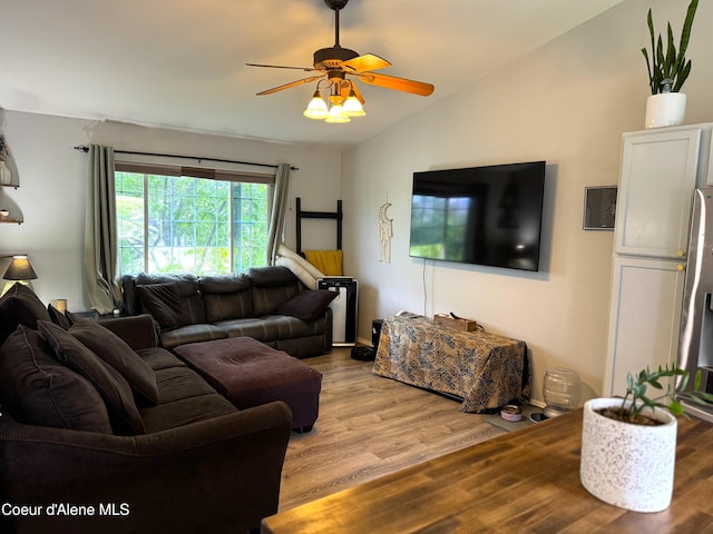 2141 W Rousseau Dr, Coeur Dalene, ID 83815