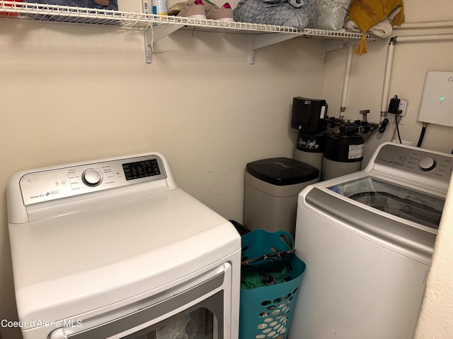 2141 W Rousseau Dr, Coeur Dalene, ID 83815