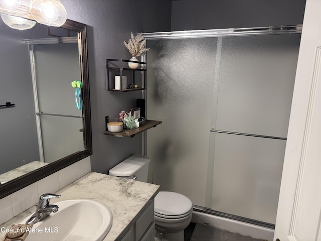 2141 W Rousseau Dr, Coeur Dalene, ID 83815 - full bath featuring a stall shower, toilet, and vanity