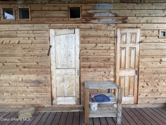 18432 Westside Rd, Bonners Ferry, ID 83805