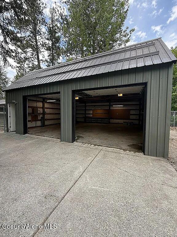 31961 N 3rd Ave, Spirit Lake, ID 83869 - view of garage