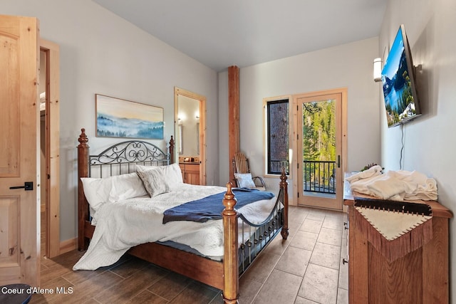 14318 N Waters Edge Ct, Hayden, ID 83835 - bedroom featuring access to outside