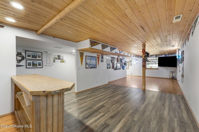 3025 N Sand Trap Way, Post Falls, ID 83854 - living room featuring wood finished floors, wooden ceiling, recessed lighting, and baseboards