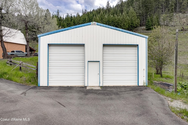 59A Creek Side Dr, Wallace, ID 83873 - detached garage with a forest view