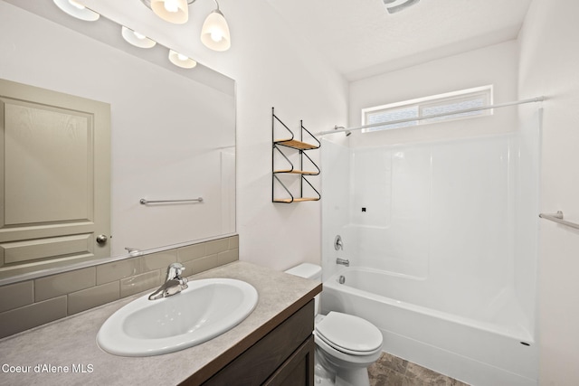 4717 N Connery Loop, Post Falls, ID 83854 - full bath featuring vanity,  shower combination, and backsplash