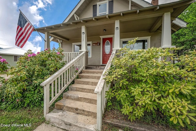 112 Washington St, Priest River, ID 83856 - view of front facade featuring a porch