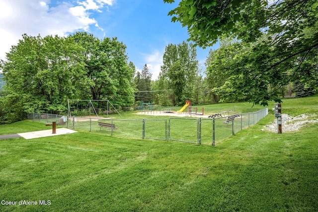 112 Washington St, Priest River, ID 83856 - view of community with a gate