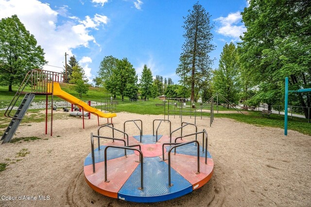 112 Washington St, Priest River, ID 83856 - community play area featuring view of wooded area