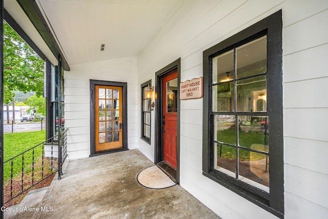 15152 N Mill St, Rathdrum, ID 83858 - property entrance featuring a porch