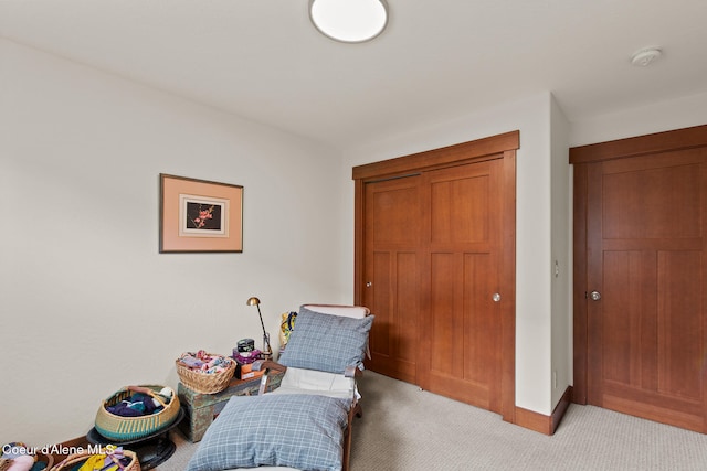 305 Maddie Ln, Sandpoint, ID 83864 - living area featuring carpet and baseboards