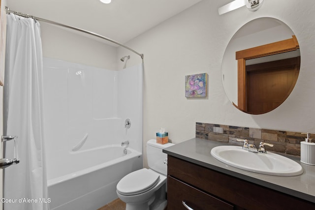 305 Maddie Ln, Sandpoint, ID 83864 - full bath with toilet, shower / tub combo with curtain, vanity, and decorative backsplash