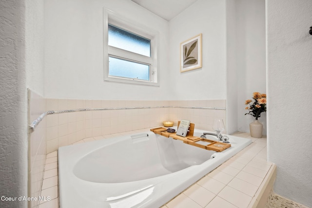 3061 E Lake Forest Dr, Hayden Lake, ID 83835 - full bath with a garden tub