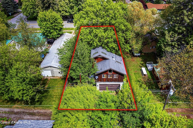 913 Cedar St, Sandpoint, ID 83864 - aerial view of property and surrounding area featuring property parcel outlined