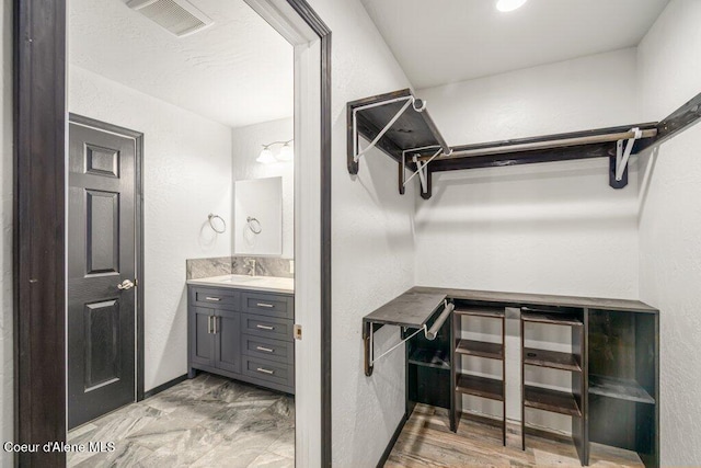 3623 W Hillcrest Cir, Coeur Dalene, ID 83815 - view of walk in closet