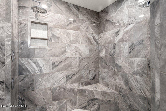 3623 W Hillcrest Cir, Coeur Dalene, ID 83815 - bathroom view of a shower stall
