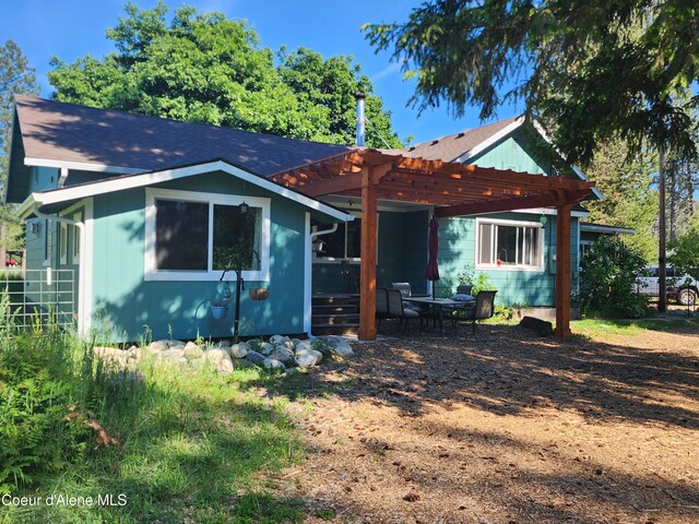 16488 N Atlas Rd, Rathdrum, ID 83858 - view of front of house with a pergola