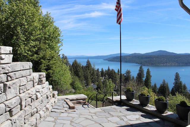 22884 S High Dr, Worley, ID 83876 - water view with a mountainous background