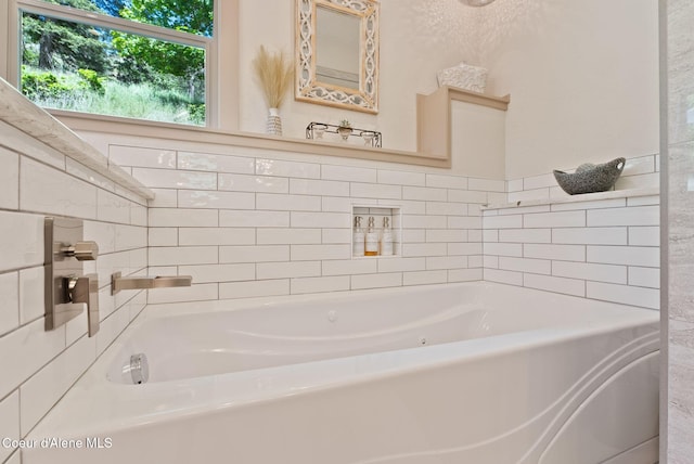 2406 S Silver Beach Rd, Coeur Dalene, ID 83814 - bathroom with a bath