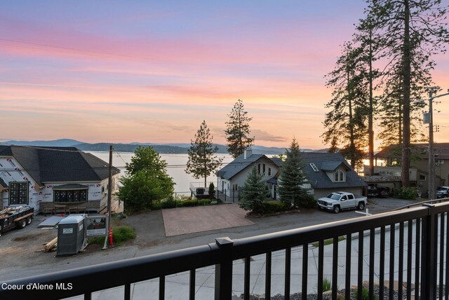 2406 S Silver Beach Rd, Coeur Dalene, ID 83814 - water view