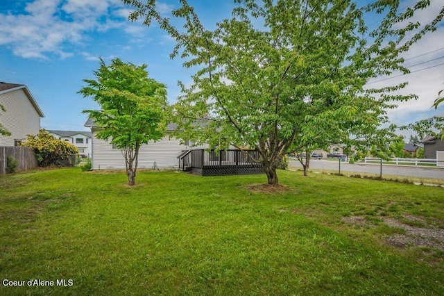 11221 N Crusader St, Hayden, ID 83835 - view of yard featuring a deck
