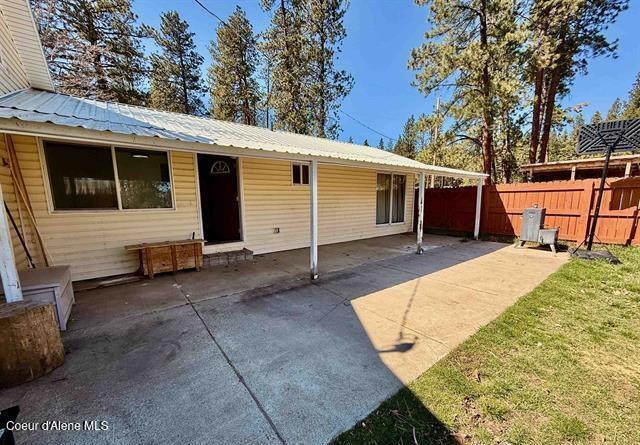 602 Spalding Ave, Winchester, ID 83555 - back of property with a patio and metal roof