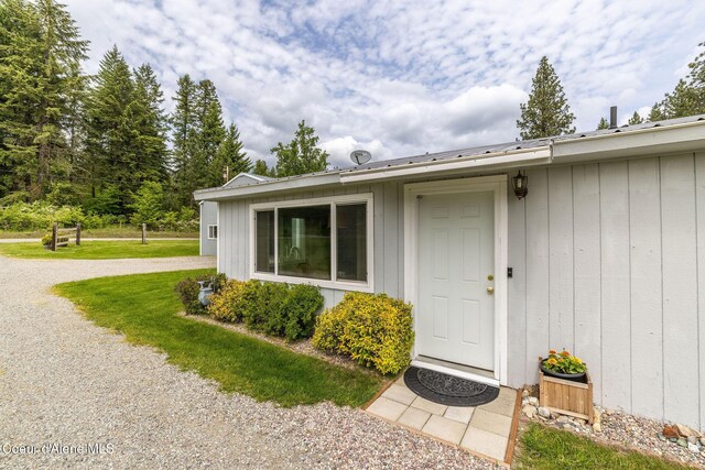 13744 N Hauser Lake Rd, Hauser, ID 83854 - view of property entrance