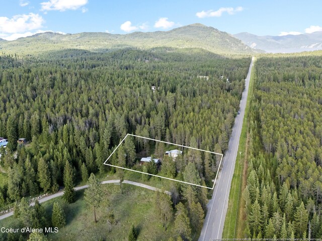 17561 E Perimeter Rd, Athol, ID 83801