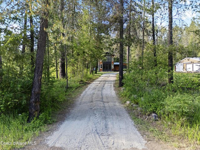 17561 E Perimeter Rd, Athol, ID 83801