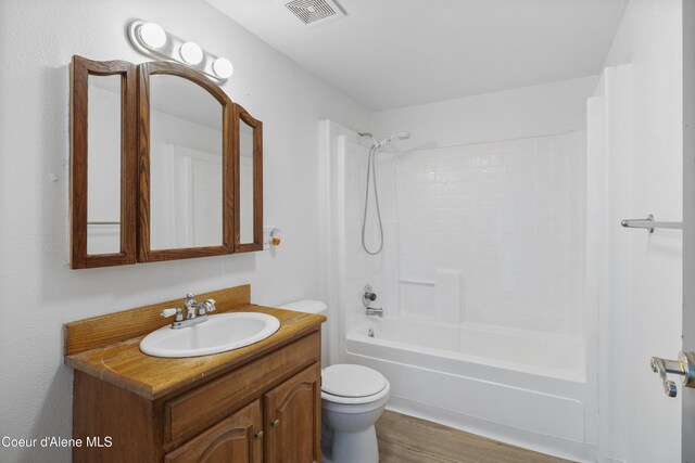 17561 E Perimeter Rd, Athol, ID 83801