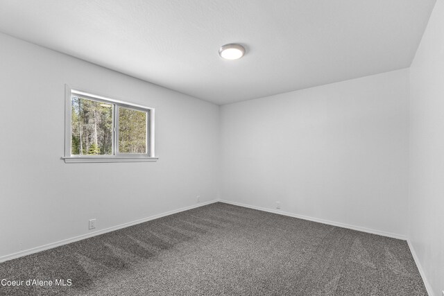 17561 E Perimeter Rd, Athol, ID 83801