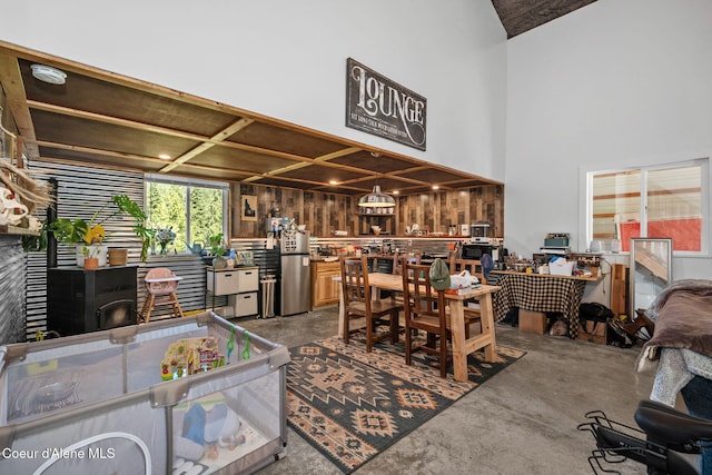 1446 Sagle Creek Rd, Sagle, ID 83860 - view of patio with outdoor dining area